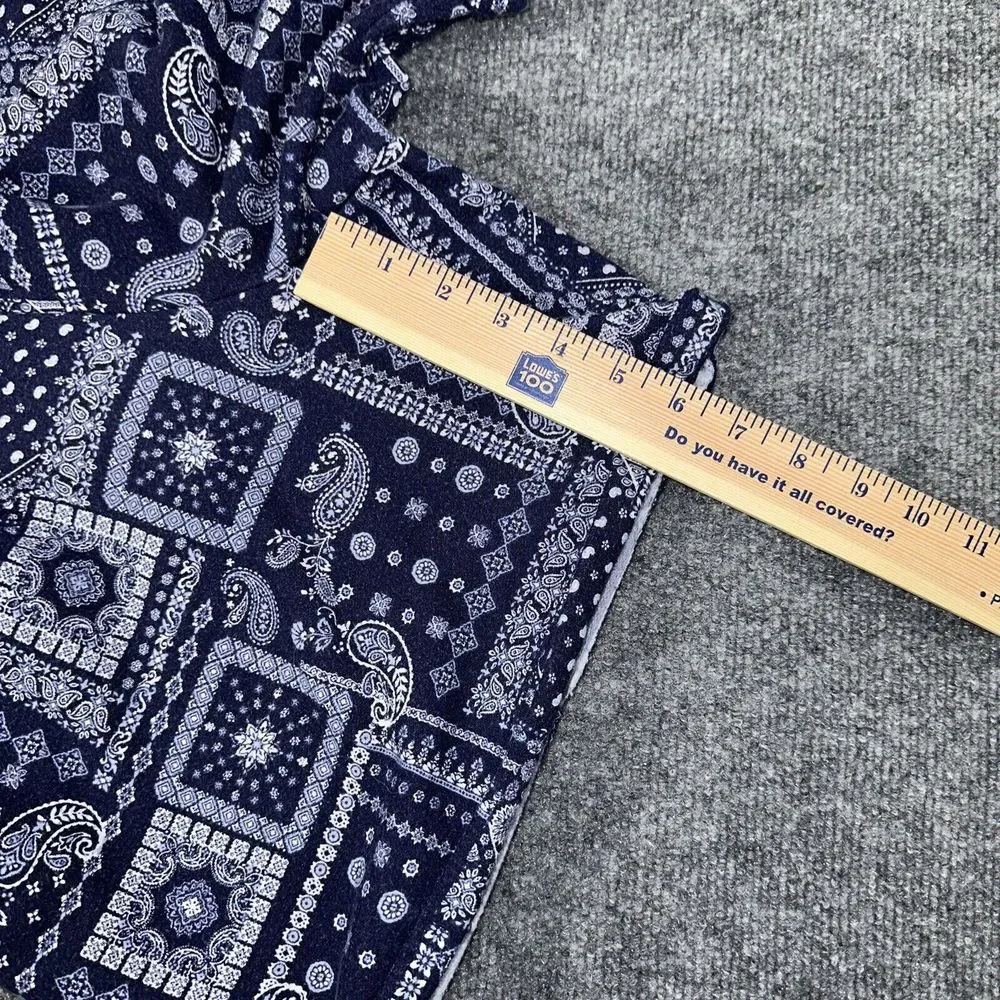 Almost‎ Famous Shorts Women's Size 2X Elastic Waist Stretch Fleece Pockets
